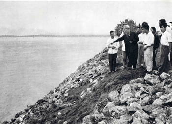 Bác Hồ thăm kè Cố Đô - Hà Tây, năm 1958